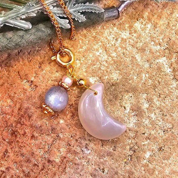 Beautiful Nature Moon Stone Crescent Moon & Labradorite Accent Pendant Necklace - Picture 9 of 10